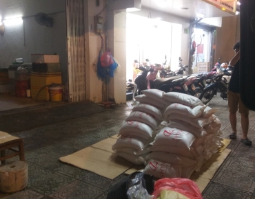 Gạo từ thiện 2