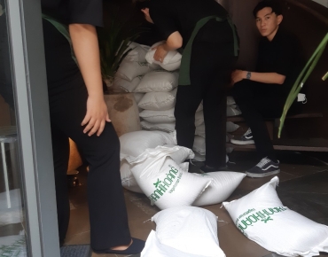 Gạo từ thiện 5